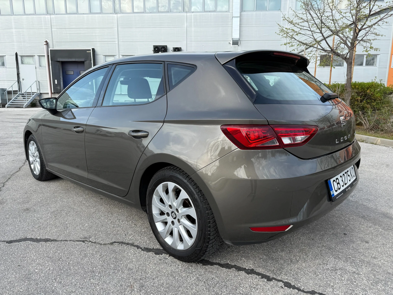 Seat Leon 1.6d 110 к.с. - изображение 3
