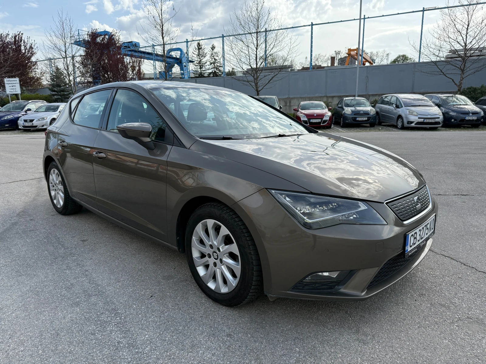 Seat Leon 1.6d 110 к.с. - изображение 6
