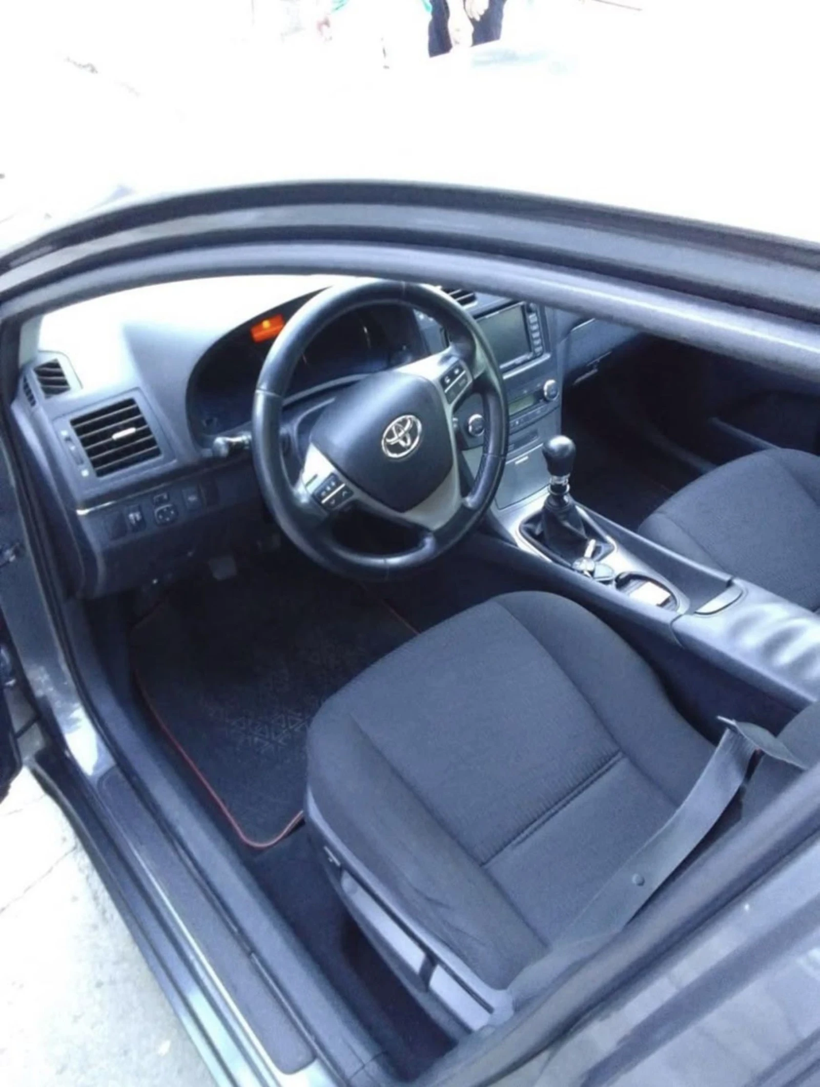 Toyota Avensis  - изображение 6