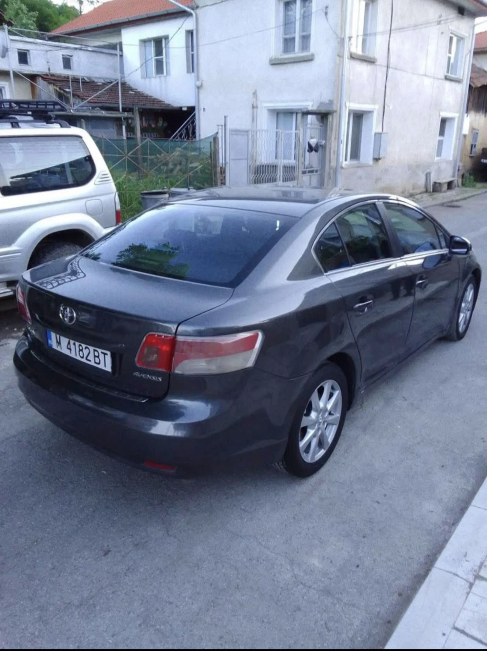 Toyota Avensis  - изображение 5