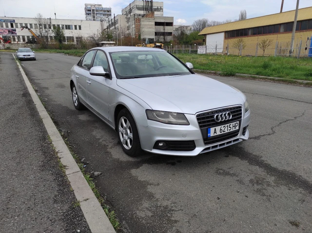 Audi A4  - изображение 7