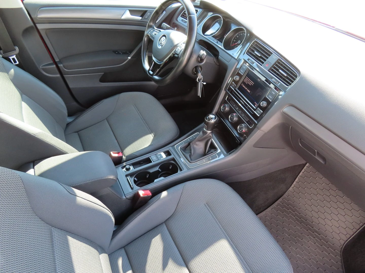 VW Golf Variant Comfortline 1.5TSI EVO BMT - изображение 6