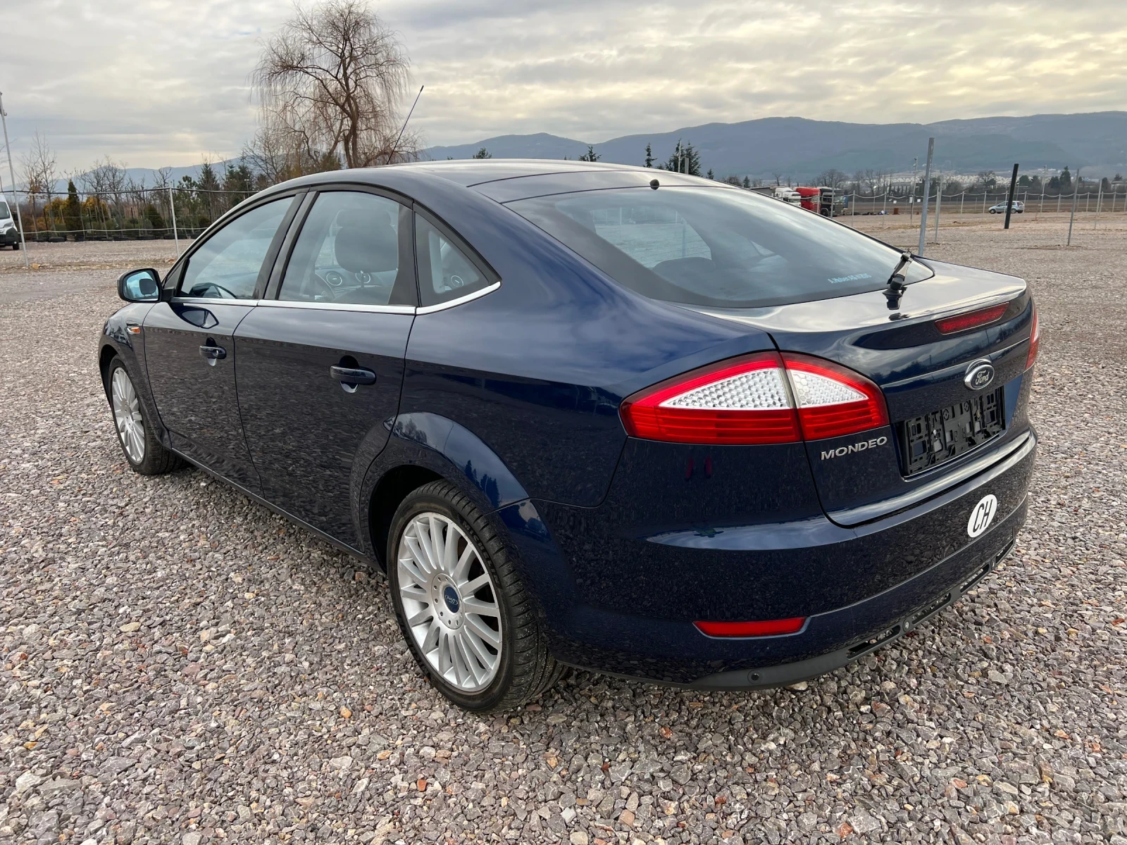 Ford Mondeo 2.3 i Schweiz - изображение 3