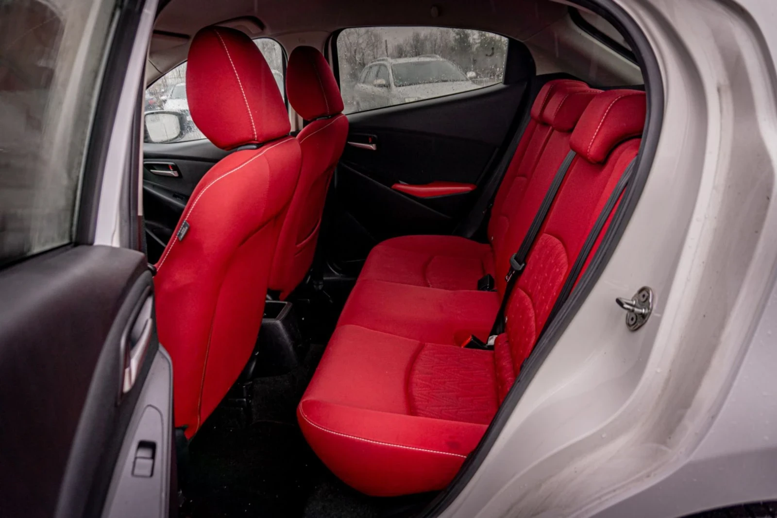 Mazda 2 | Mobile.bg � ����������� 12