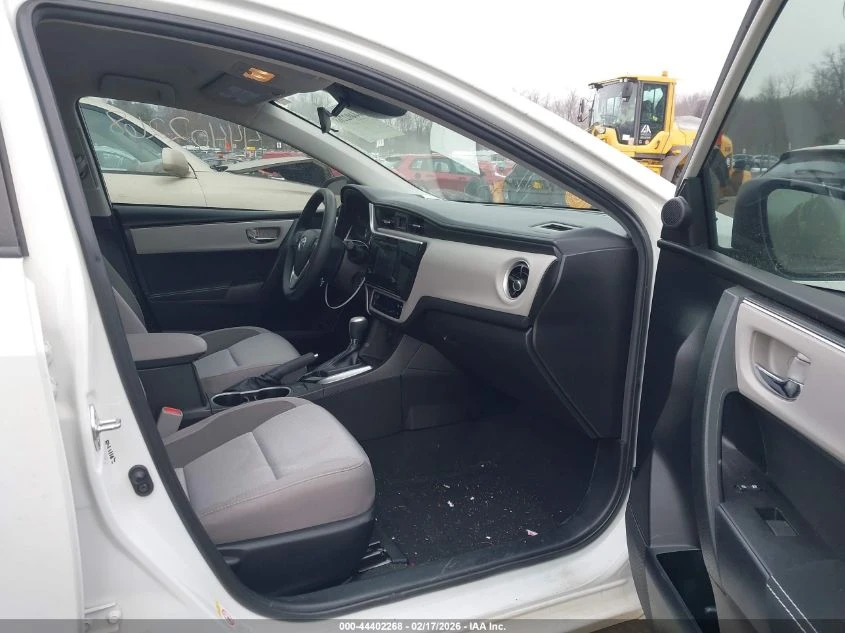 Toyota Corolla 1.8l Le - изображение 5