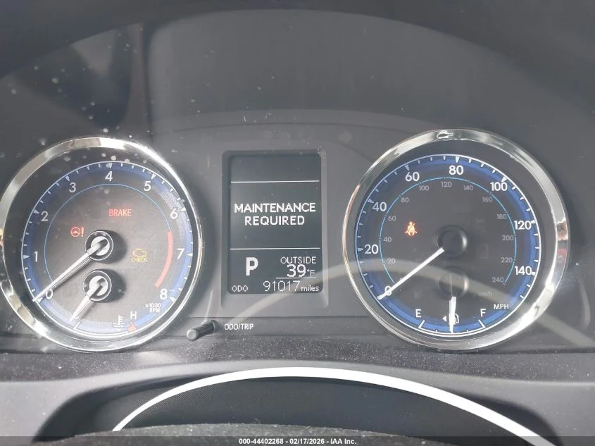 Toyota Corolla 1.8l Le - изображение 7