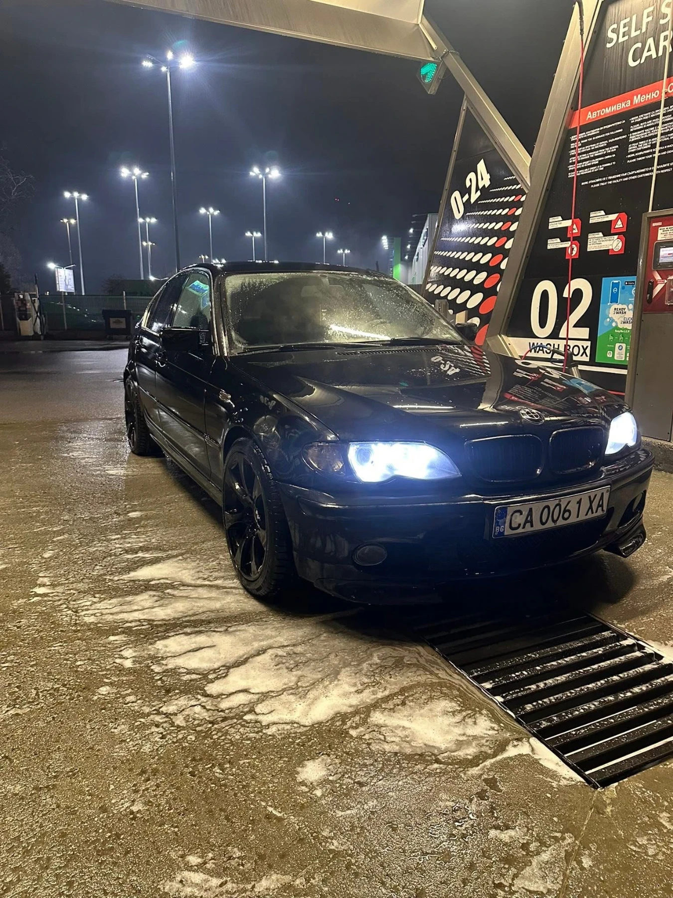 BMW 320 2.2 бензин, снимка 4 - Автомобили и джипове - 53847303