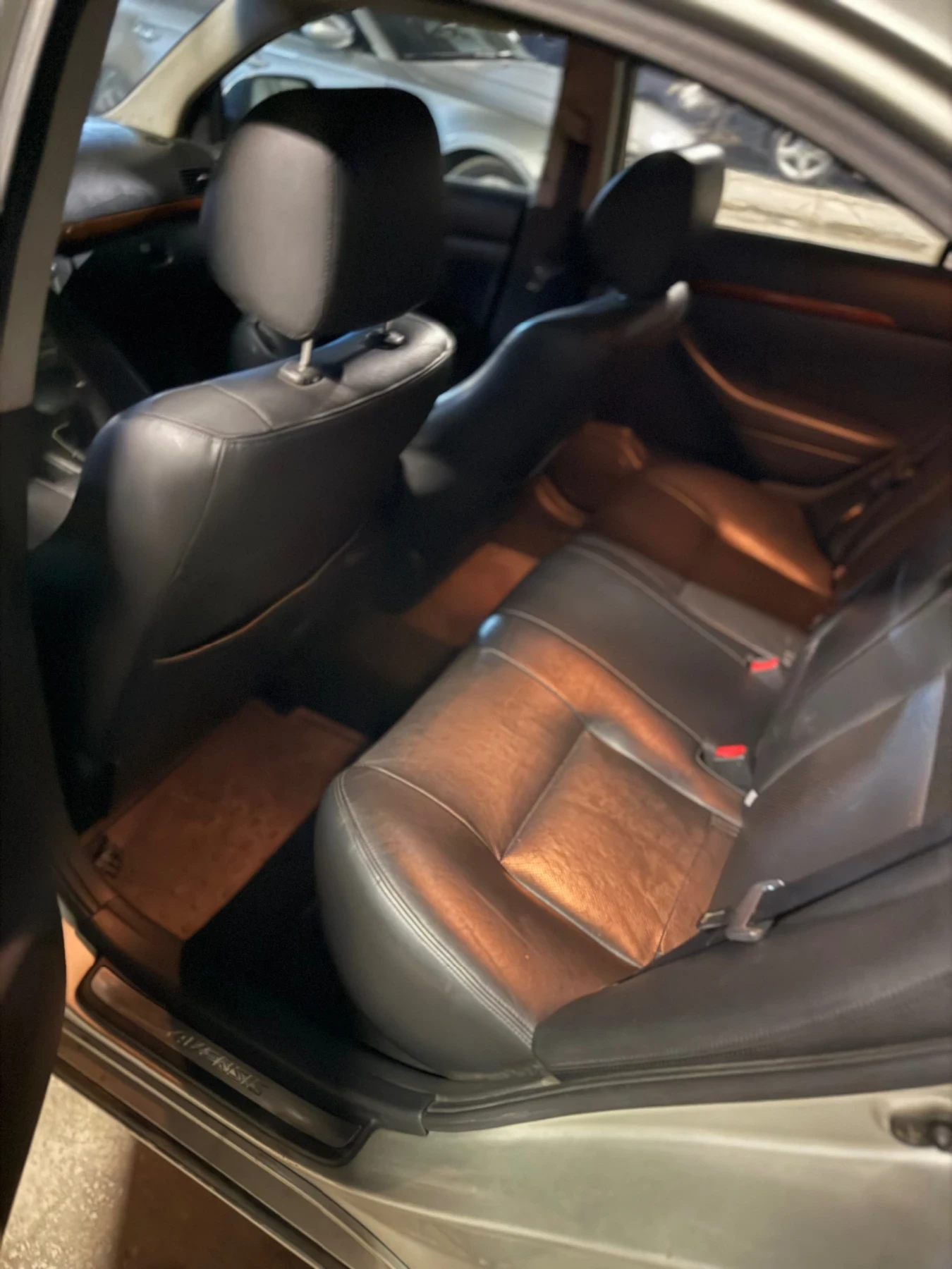 Toyota Avensis, снимка 9 - Автомобили и джипове - 53991163