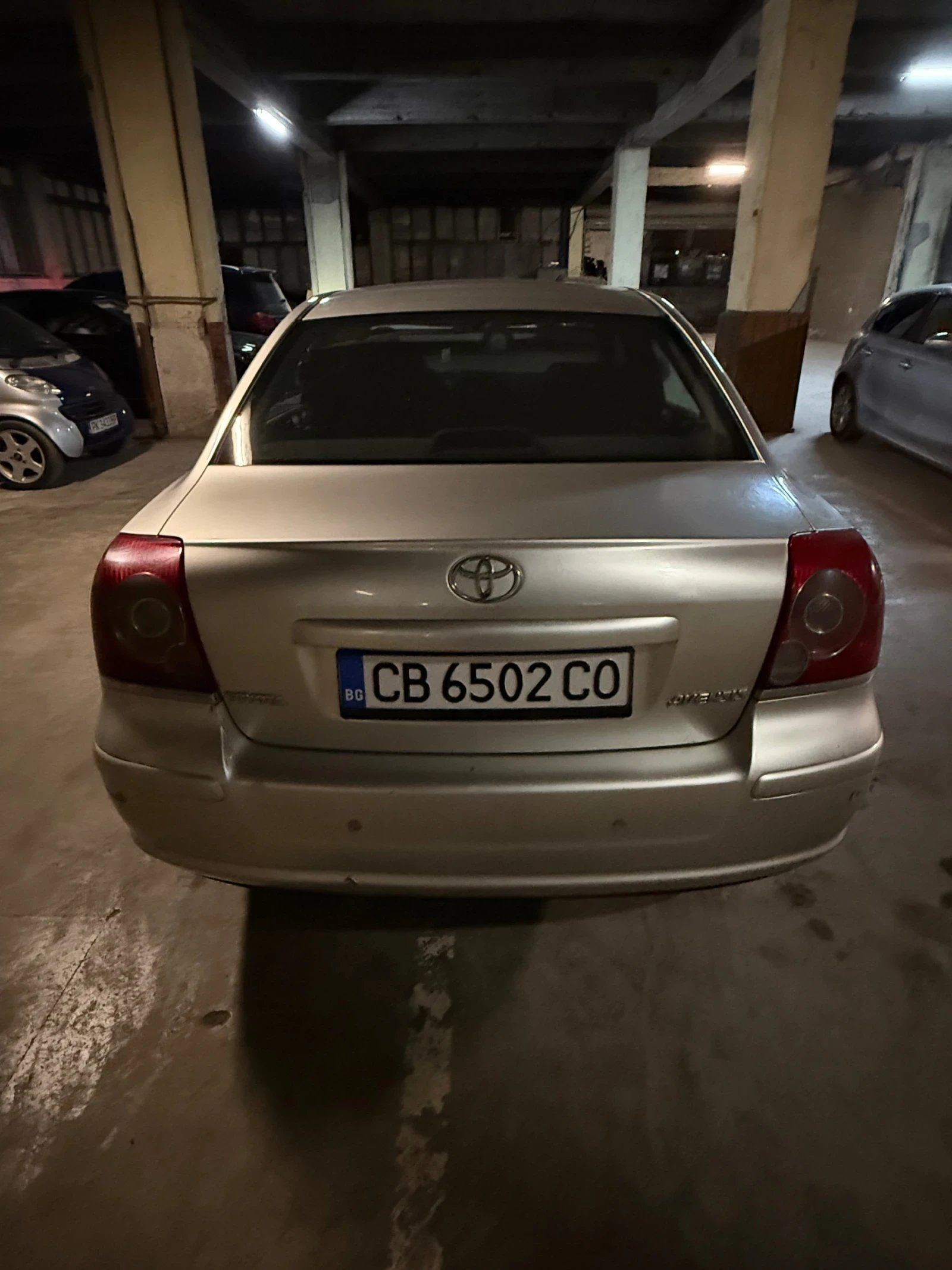 Toyota Avensis, снимка 4 - Автомобили и джипове - 53991163