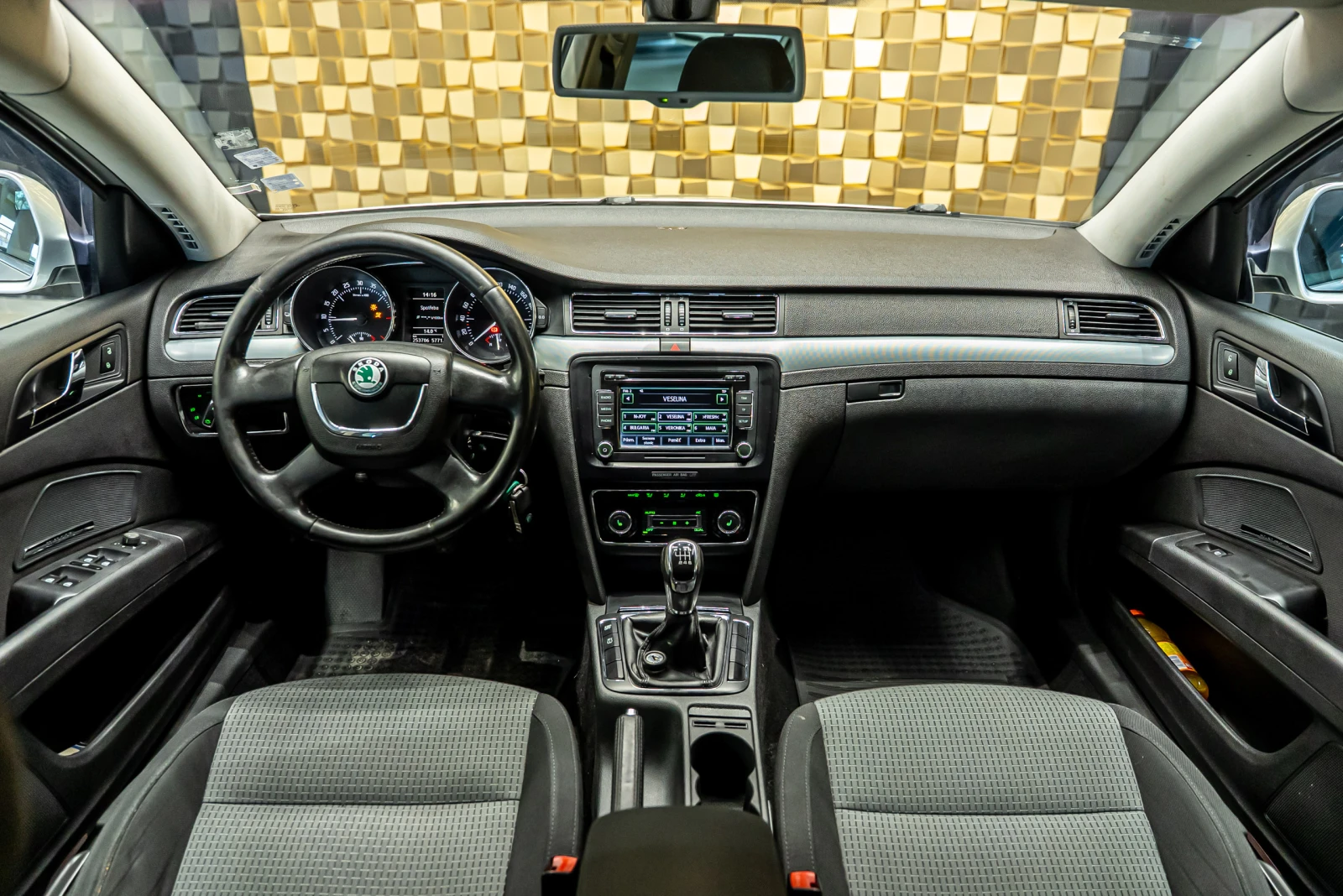 Skoda Superb 2.0 TDI | Mobile.bg � ����������� 9