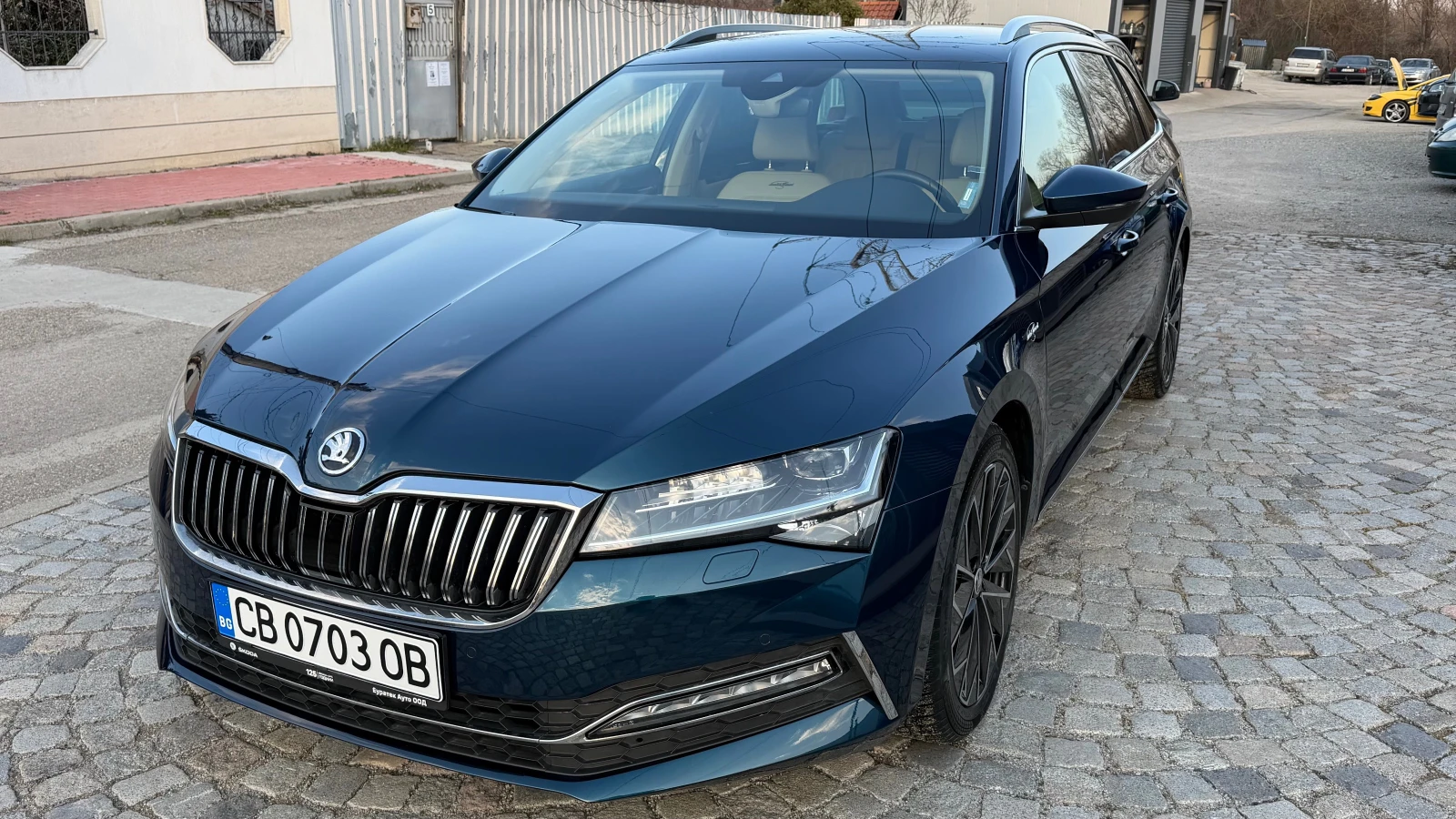 Skoda Superb, снимка 11 - Автомобили и джипове - 54214097