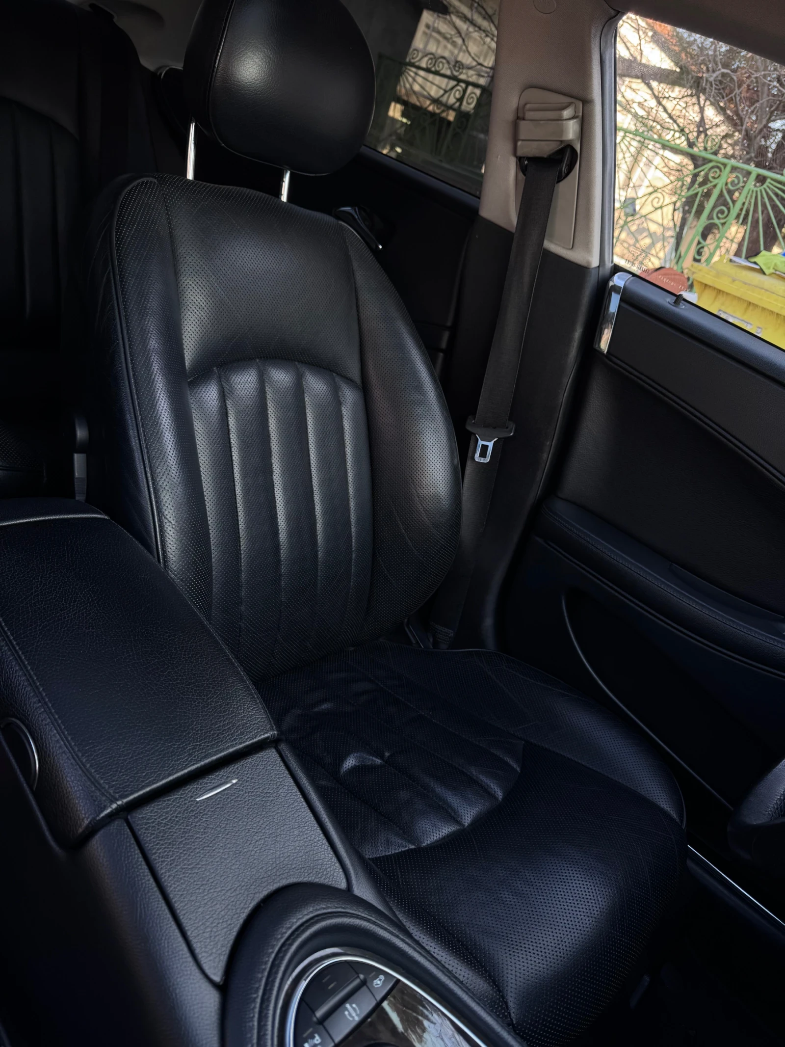 Mercedes-Benz CLS 500, снимка 11 - Автомобили и джипове - 54903290