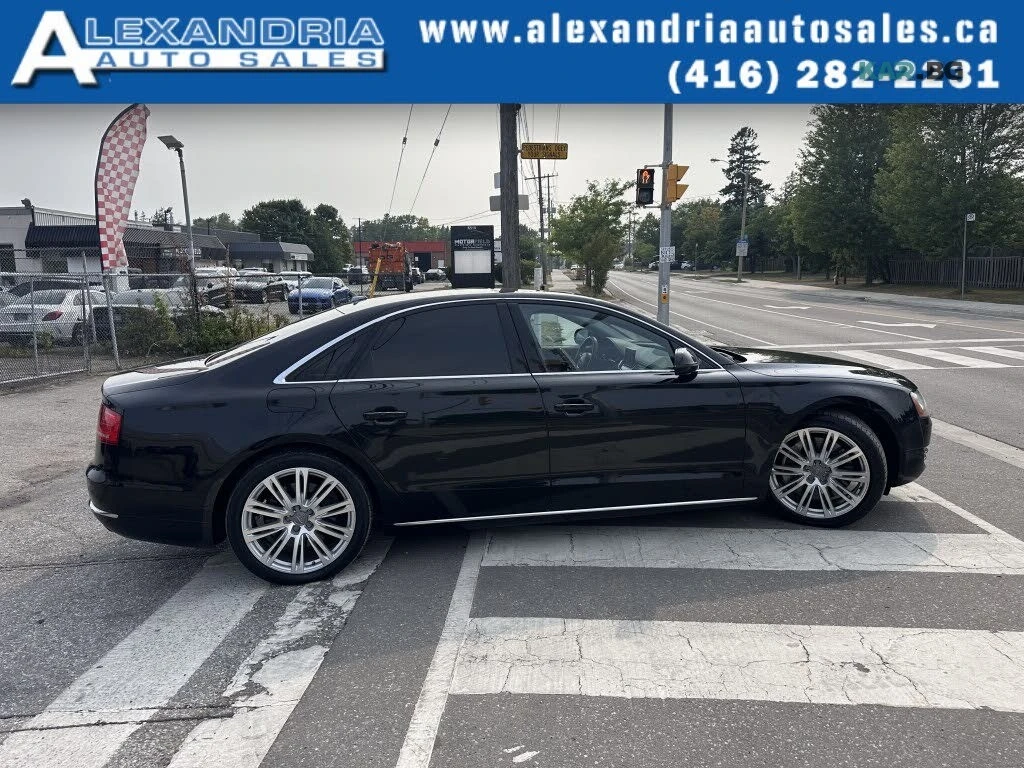 Audi A8 * Progressiv* * HeadUp* AвтоКредит* (ЦЕНА ДО БГ), снимка 3 - Автомобили и джипове - 54903981