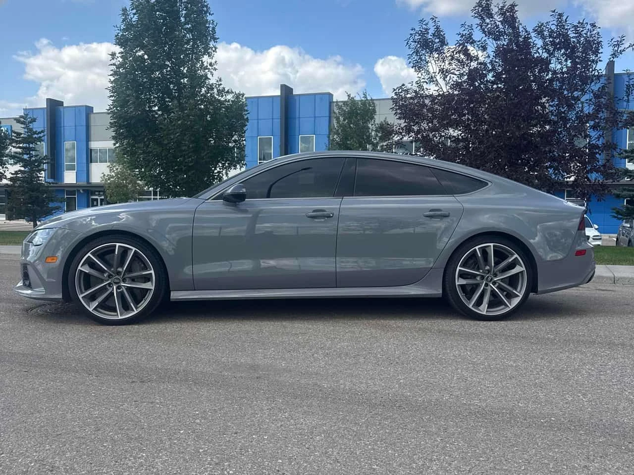Audi Rs7  performance / Nardo Grey / 360 / DIS / HUD / B&O , снимка 2 - Автомобили и джипове - 55538458
