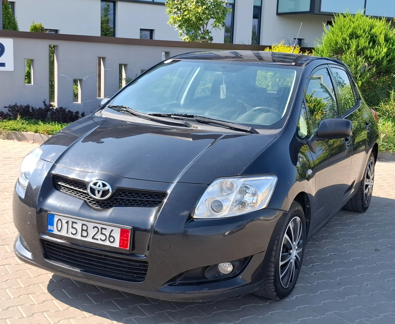 Toyota Auris 1.4D4D* (90кс)* KLIMATRONIK* НОВ ВНОС* 