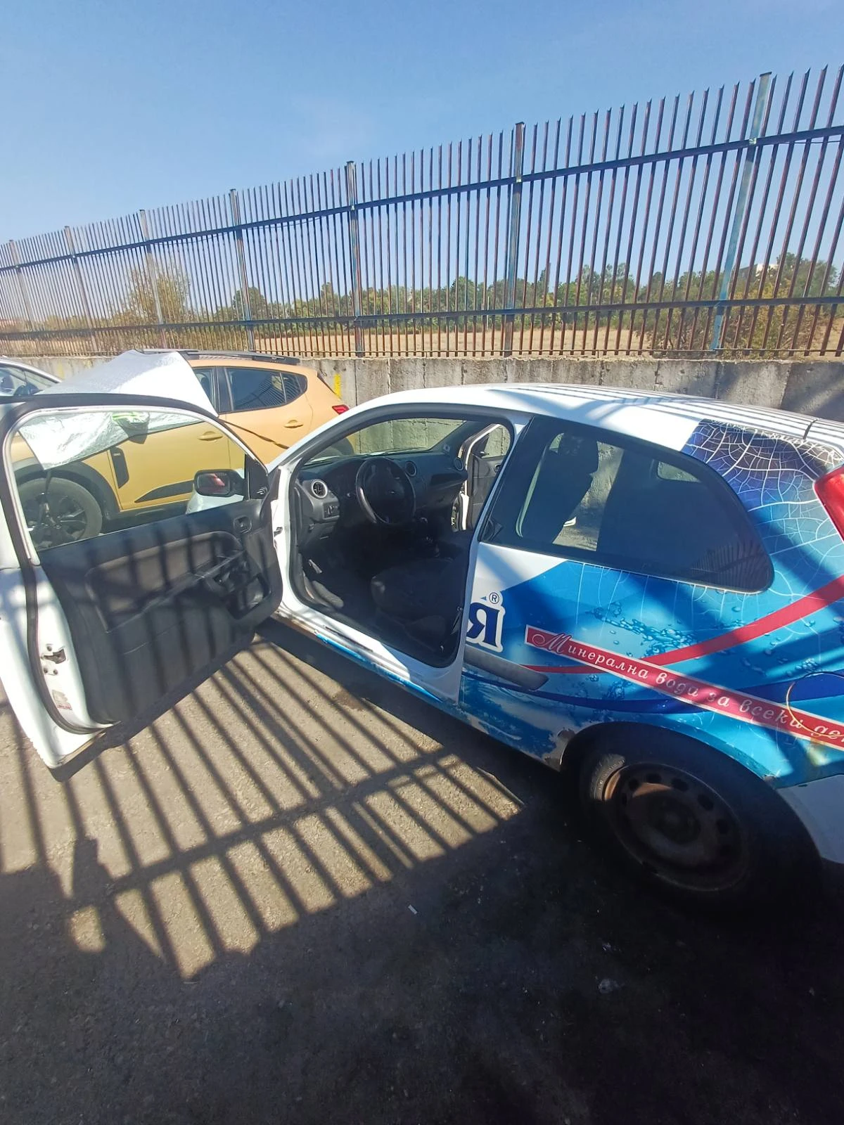 Ford Fiesta, снимка 6 - Автомобили и джипове - 56080355