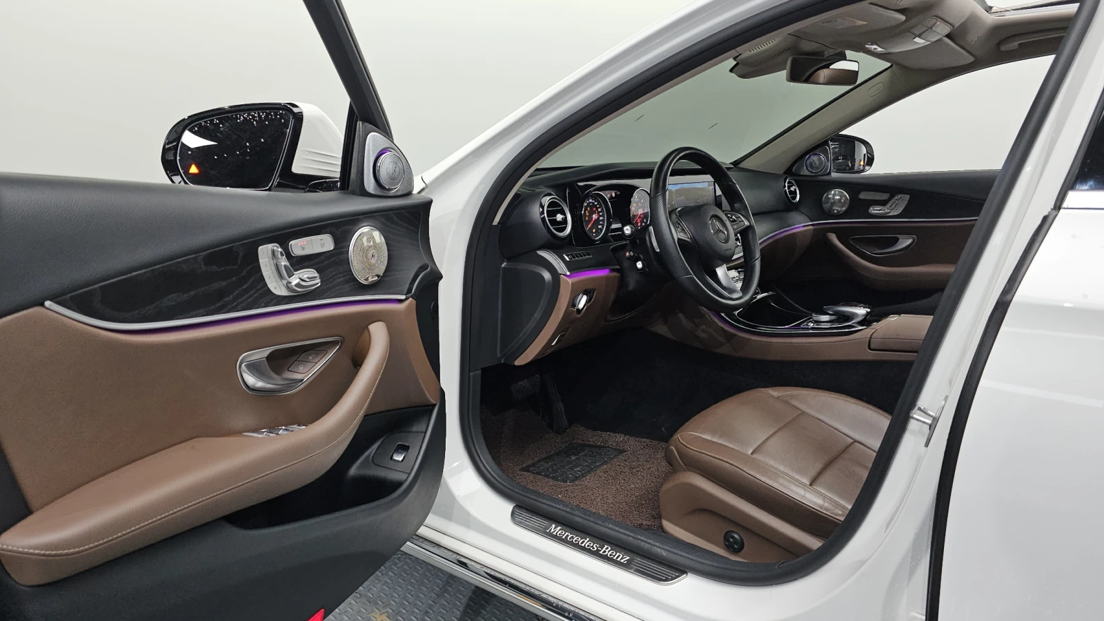 Mercedes-Benz E 220 4Matic Avantgarde autoprime.bg, снимка 9 - Автомобили и джипове - 56033508