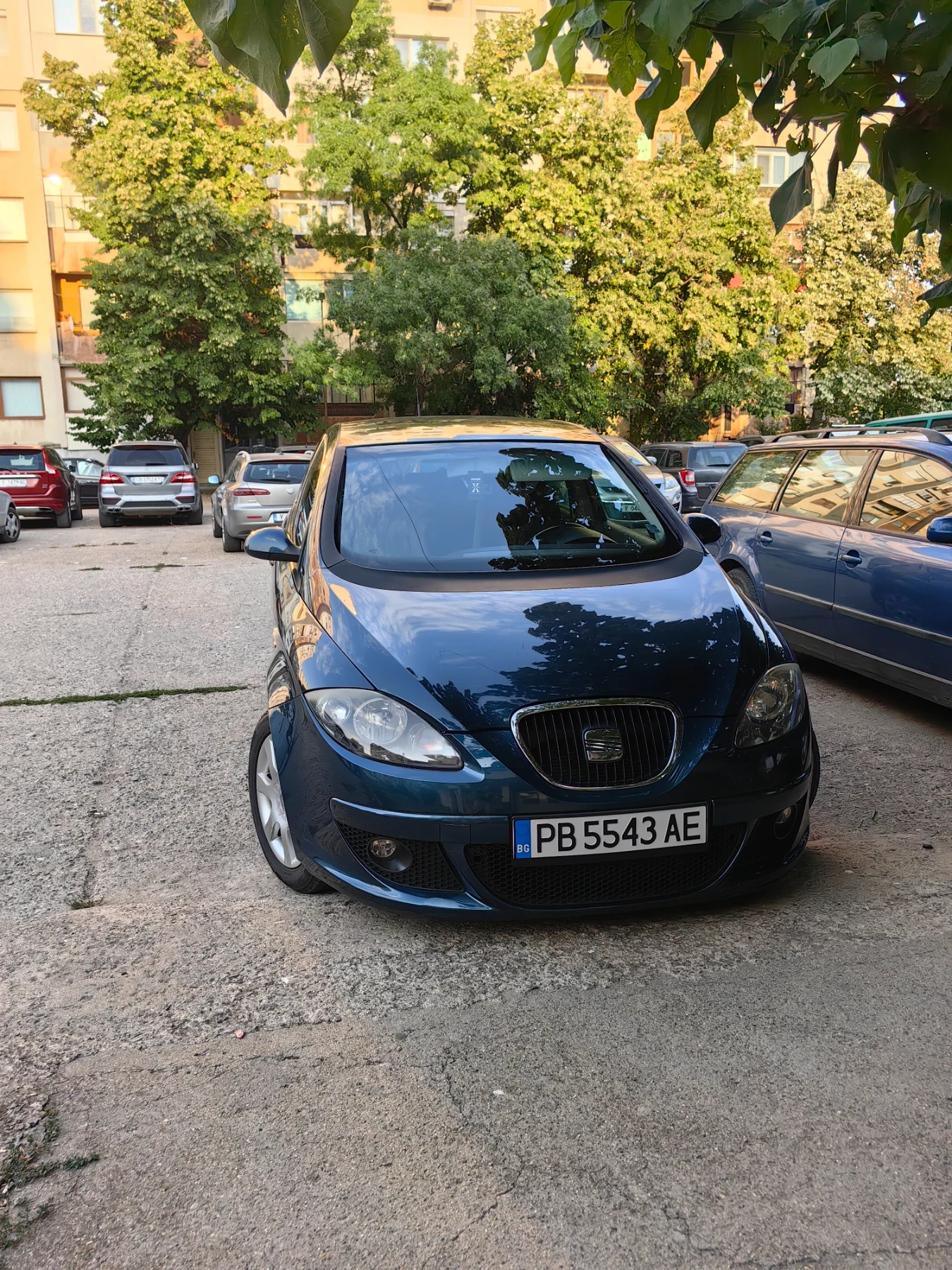 Seat Altea 2.0 FSI, снимка 7 - Автомобили и джипове - 56223323