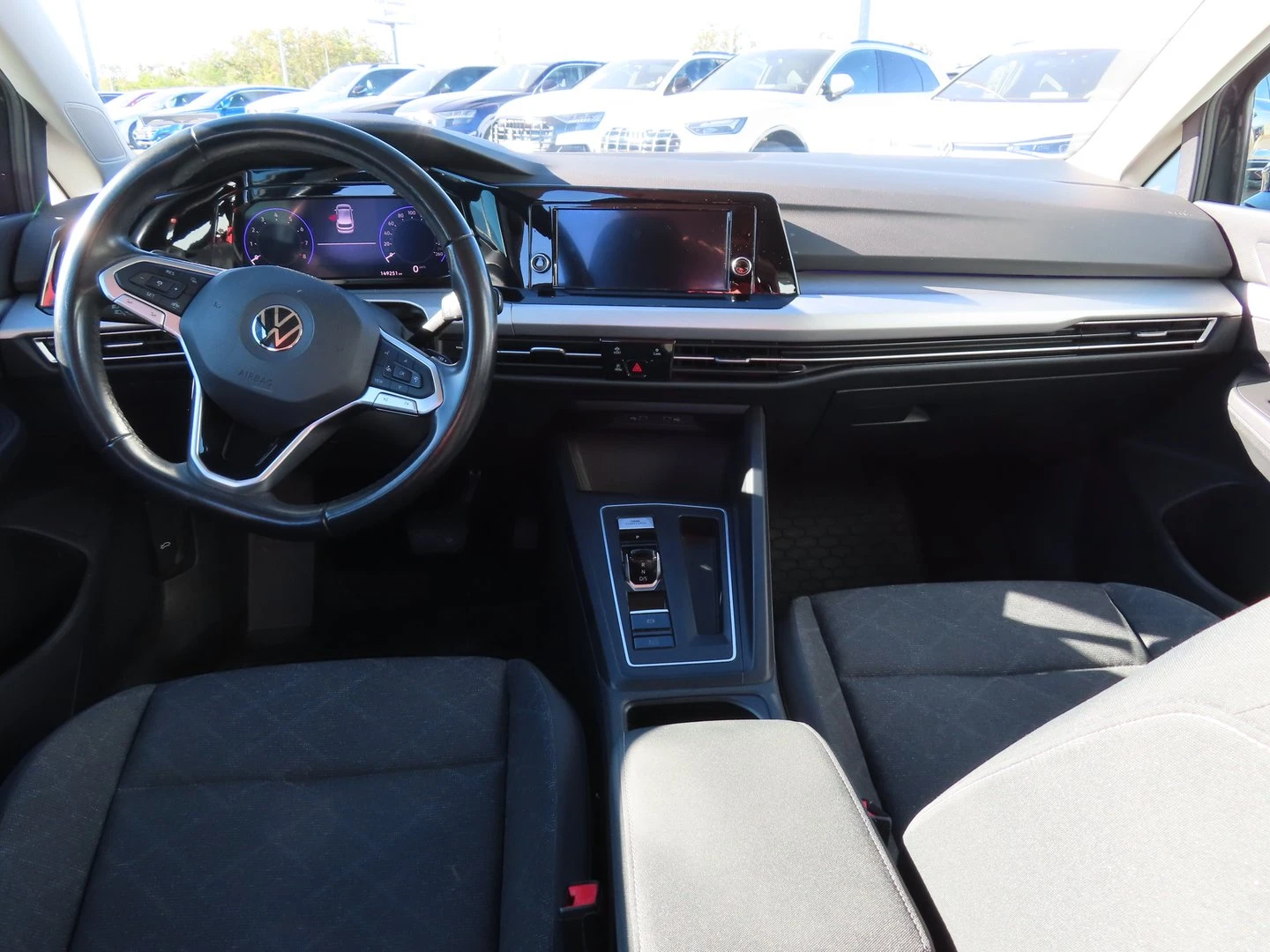 VW Golf, снимка 5 - Автомобили и джипове - 56420236