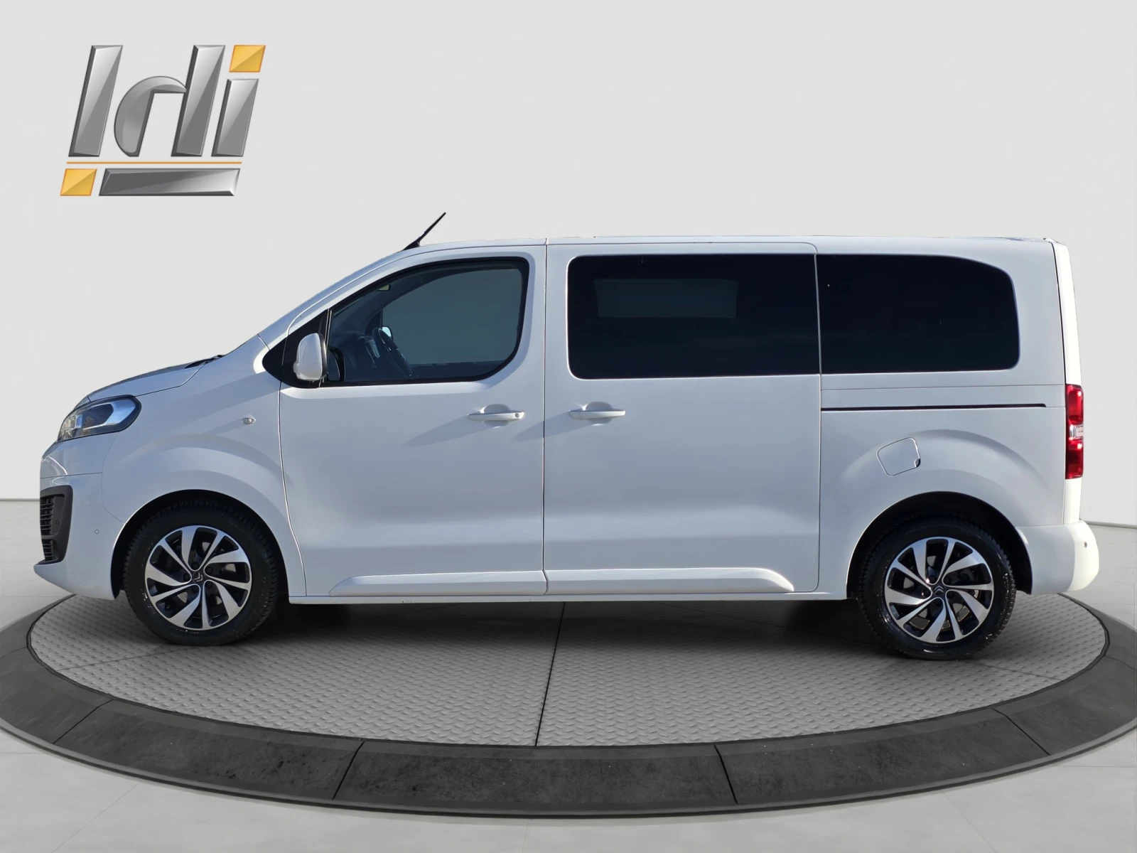 Citroen Jumpy Spacetourer, снимка 3 - Автомобили и джипове - 56653326