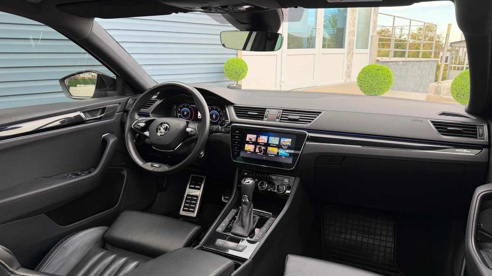 Skoda Superb Laurin & Klement FULL, снимка 13 - Автомобили и джипове - 56675073