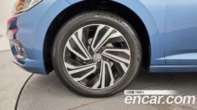 VW Jetta  1. 4 TSI | Premium Sedan 40K KM, снимка 6
