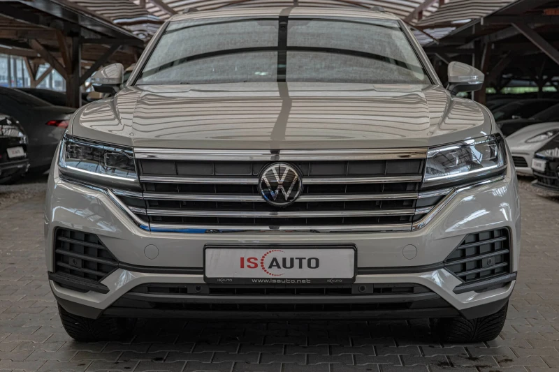 VW Touareg 3.0TDI/4Motion/Virtual/Камера/Подгрев, снимка 2 - Автомобили и джипове - 51423962