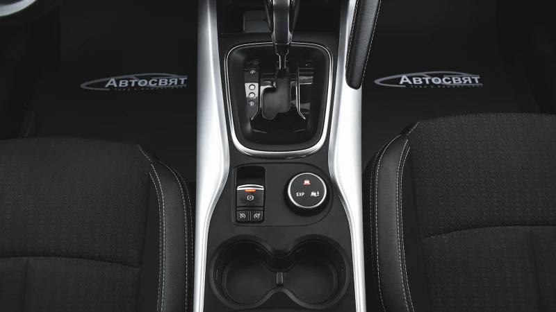 Renault Kadjar 1.5 Energy dCi Techno EDC Eco, снимка 11 - Автомобили и джипове - 51606836