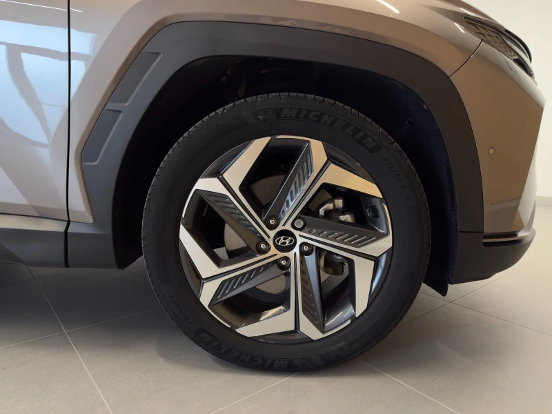 Hyundai Tucson PREMIUM Hybrid AWD, снимка 9 - Автомобили и джипове - 52155094