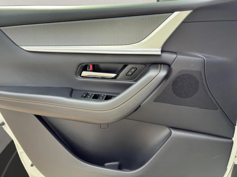 Mazda CX-60 AWD* EXCLUSIVE* 360CAM* DISTR* BOSE* , снимка 6 - Автомобили и джипове - 52196183