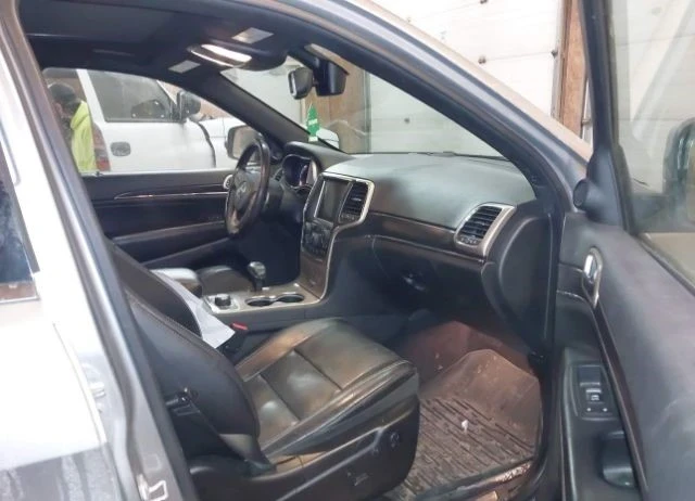 Jeep Grand cherokee, снимка 11 - Автомобили и джипове - 49077921