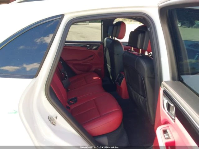 Porsche Macan, снимка 14 - Автомобили и джипове - 53472318