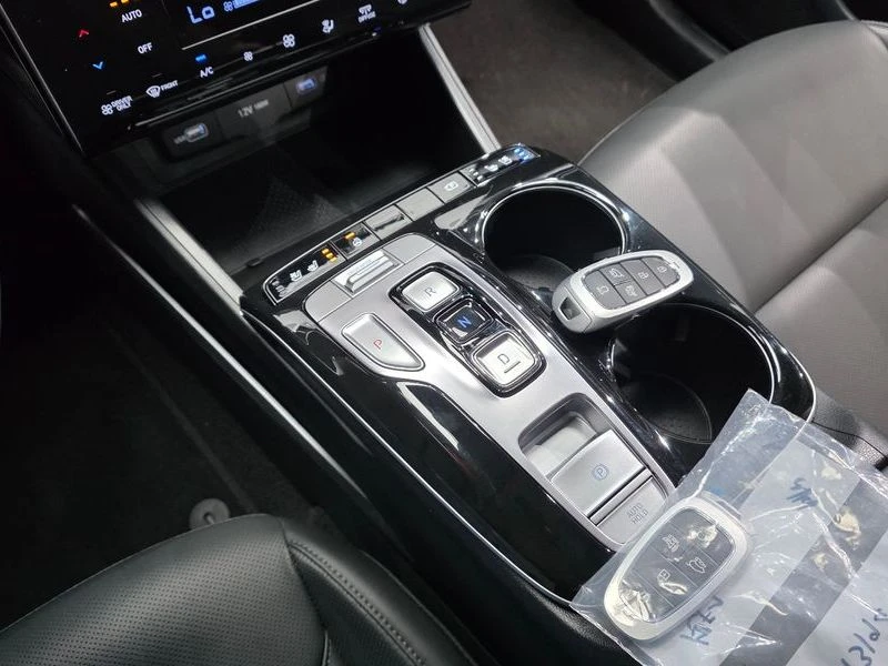 Hyundai Tucson Modern 2WD| 226к.с.| ВКЛ.ТЕХНОТЕСТ, снимка 9 - Автомобили и джипове - 55665437