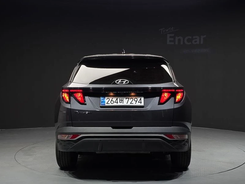 Hyundai Tucson Modern 2WD| 226к.с.| ВКЛ.ТЕХНОТЕСТ, снимка 4 - Автомобили и джипове - 55665437
