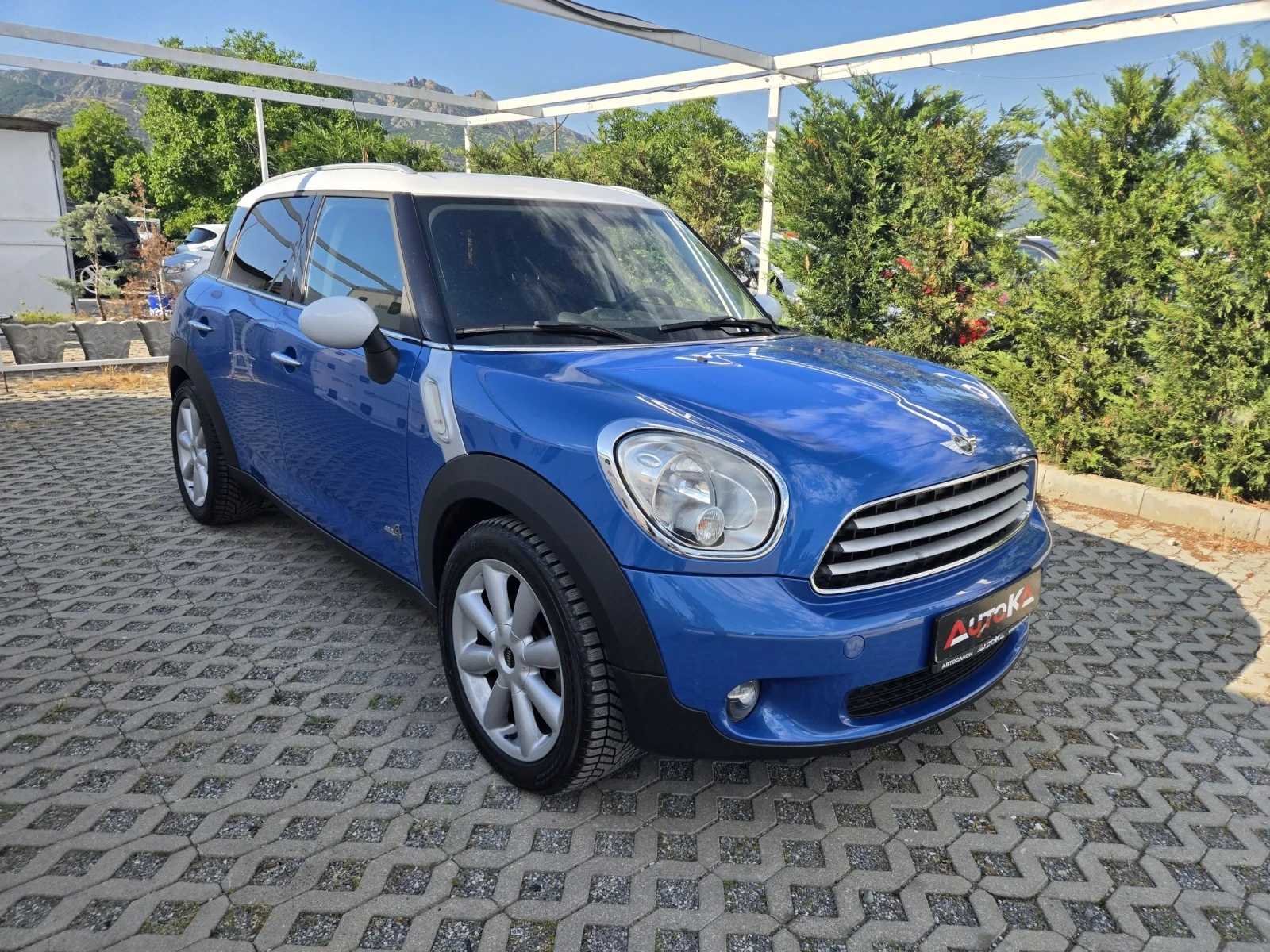 Mini Countryman 2.0D-112кс= АВТОМАТ= ALL 4(4X4)= ПАРКТРОНИК , снимка 2 - Автомобили и джипове - 52067848