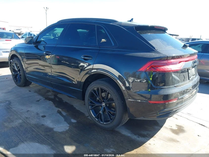 Audi Q8 * Premium 55* Quattro Tiptronic* , снимка 3 - Автомобили и джипове - 53870176