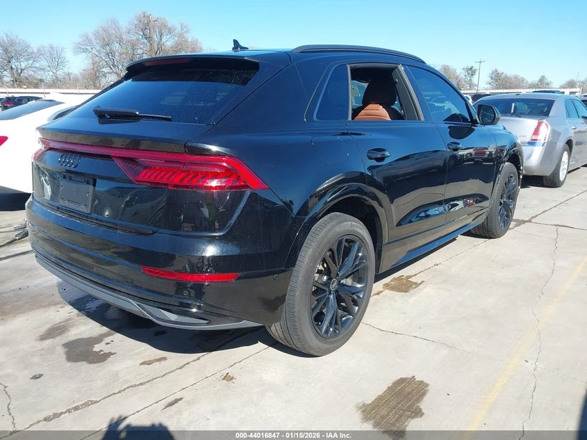 Audi Q8 * Premium 55* Quattro Tiptronic* , снимка 4 - Автомобили и джипове - 53870176