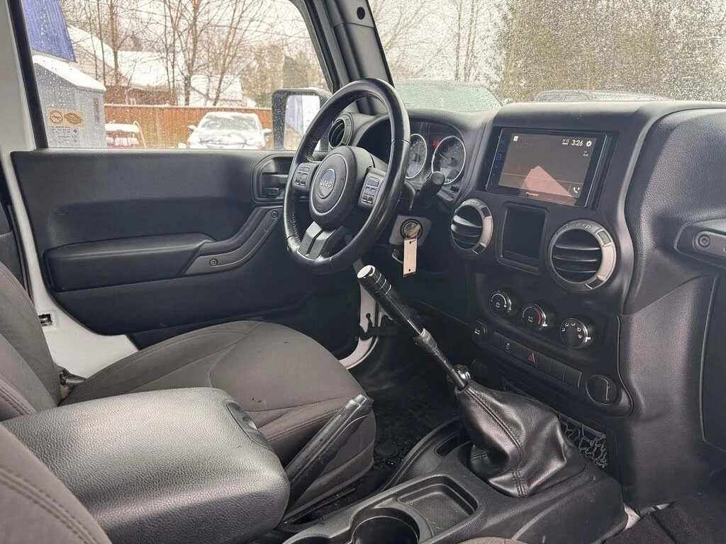 Jeep Wrangler АвтоКредит* (ЦЕНА ДО БГ)Wrangler Sport , снимка 13 - Автомобили и джипове - 54127943