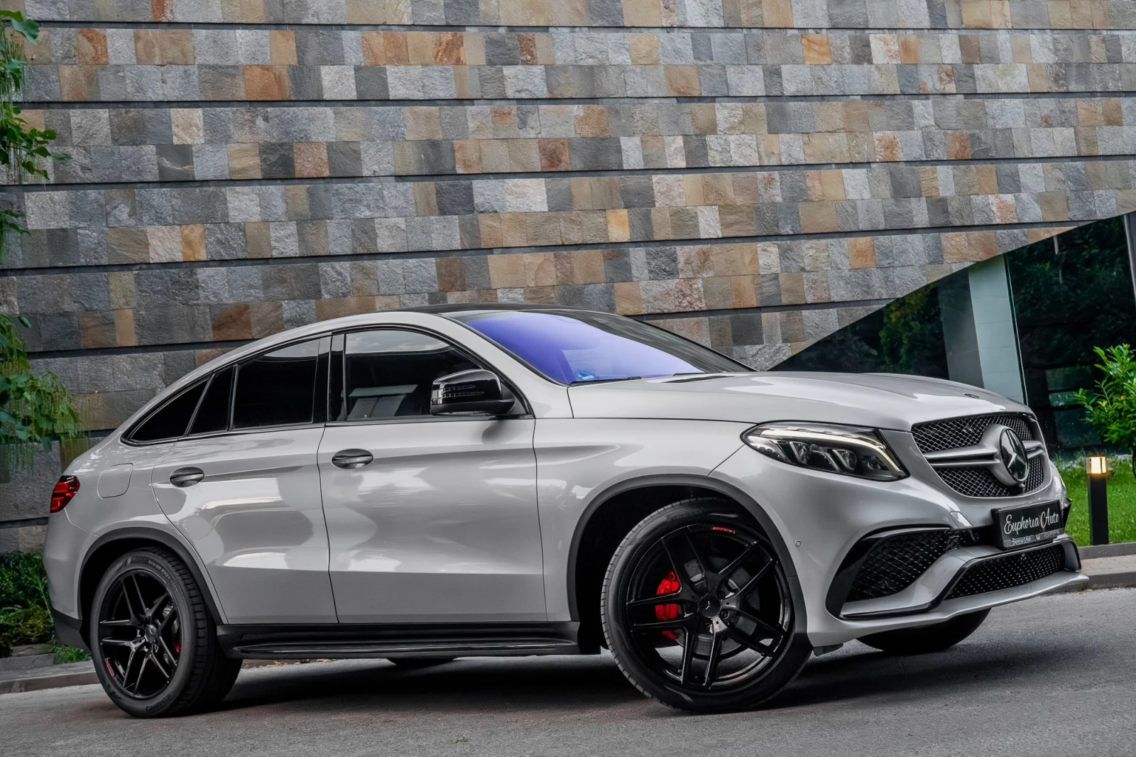 Mercedes-Benz GLE 350 d* AMG* 4MATIC* BLACK SERIES* 360CAM* CARBON* 3XTV, снимка 6 - Автомобили и джипове - 55450591