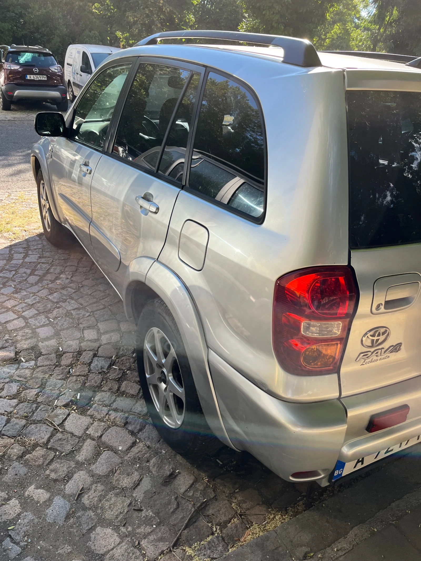 Toyota Rav4, снимка 2 - Автомобили и джипове - 55752821