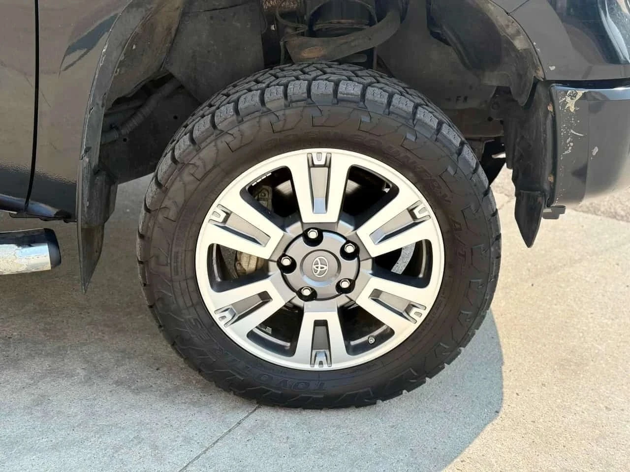 Toyota Tundra Platinum* Back cam* Шибидах* Обдух* Подгрев* 2ключ, снимка 8 - Автомобили и джипове - 55803821