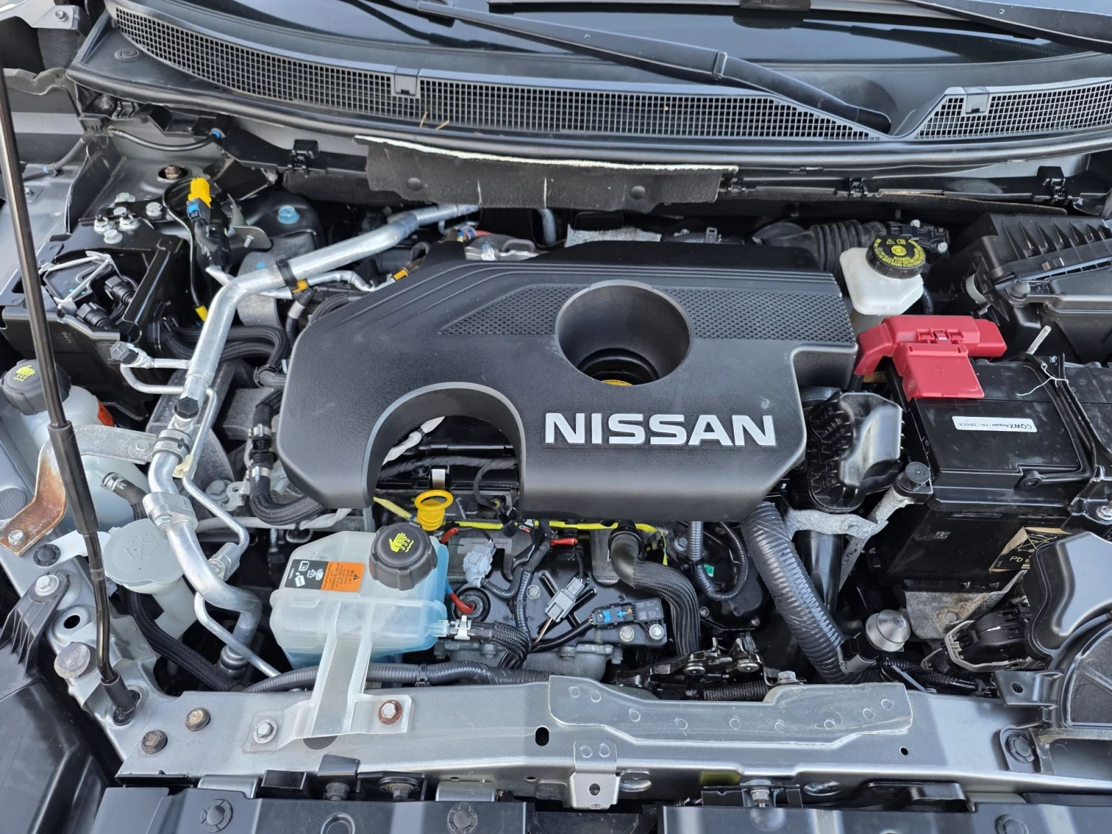 Nissan Qashqai 1.7dci 150p.s Automat 4x4 FULL EXTRI, снимка 16 - Автомобили и джипове - 55982420