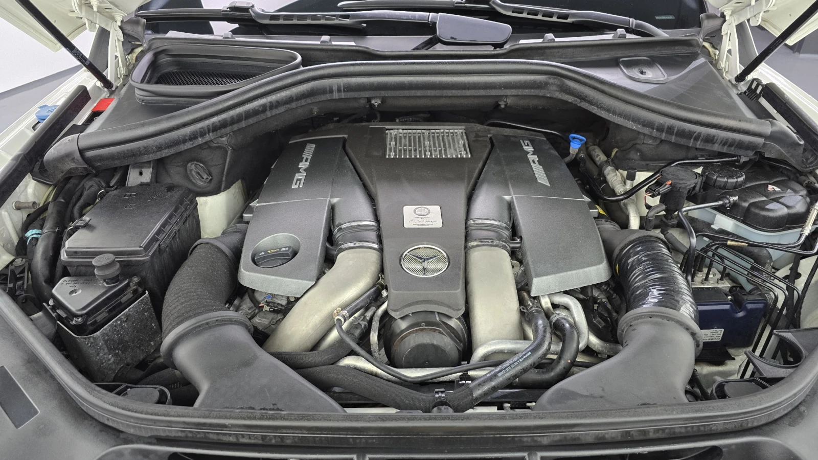 Mercedes-Benz ML 63 AMG ЕЛ. БАГАЖНИК* ЛЮК* КРАЙНА ЦЕНА, снимка 6 - Автомобили и джипове - 55983387