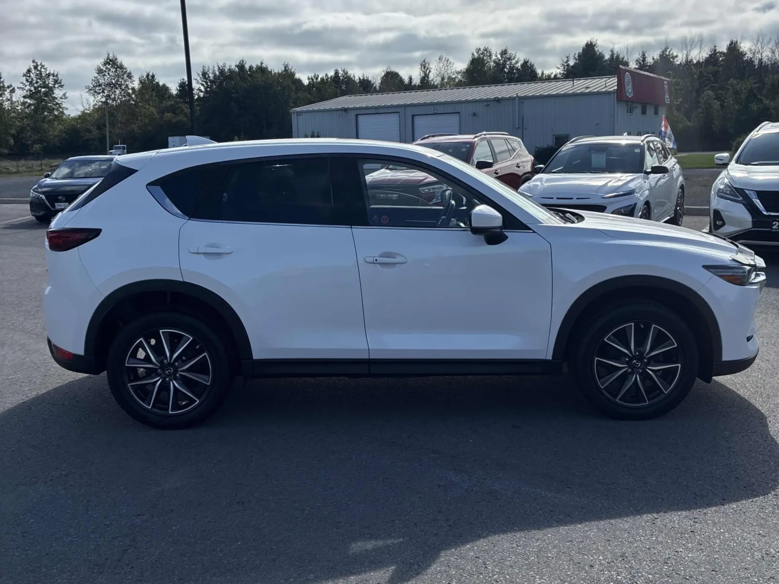 Mazda CX-5 GT AWD* Подгрев* BOSE* Шибидах* Камера* М.Точка, снимка 5 - Автомобили и джипове - 56210629
