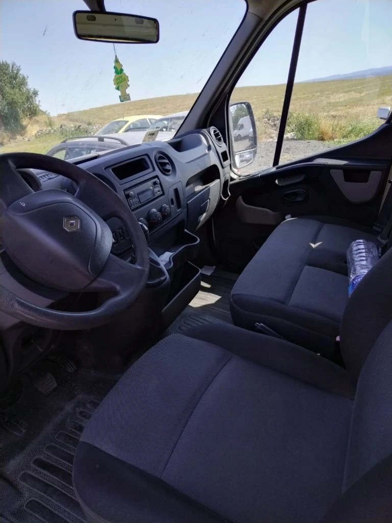 Renault Master, снимка 9 - Бусове и автобуси - 47727654