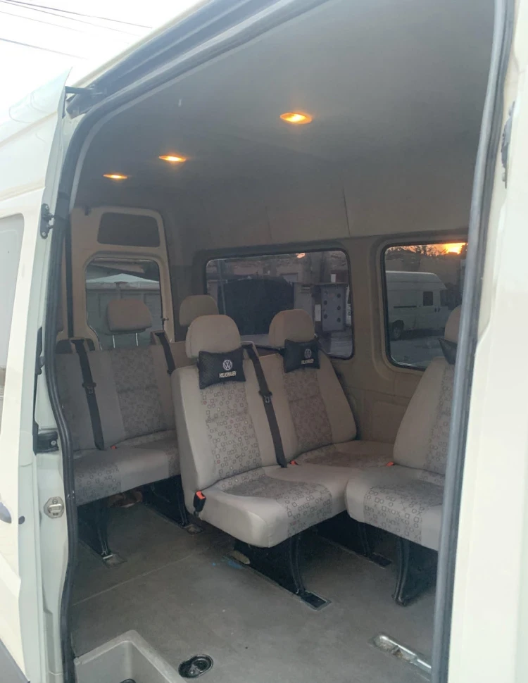 VW Crafter 2.5 TD? 163 k.с, снимка 9 - Бусове и автобуси - 47500091