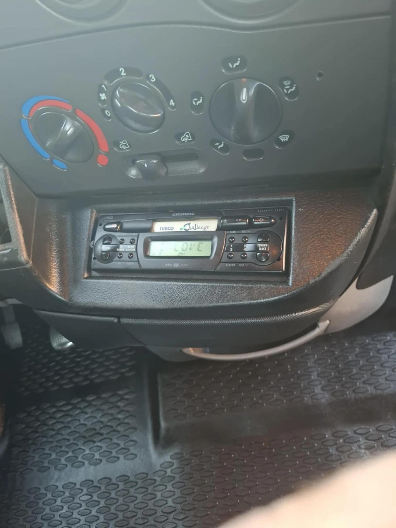 Iveco 35c13  - изображение 3