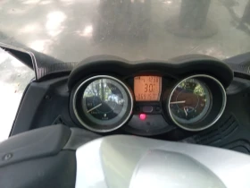 Обява за продажба на Piaggio XEvo ~2 700 лв. - изображение 4