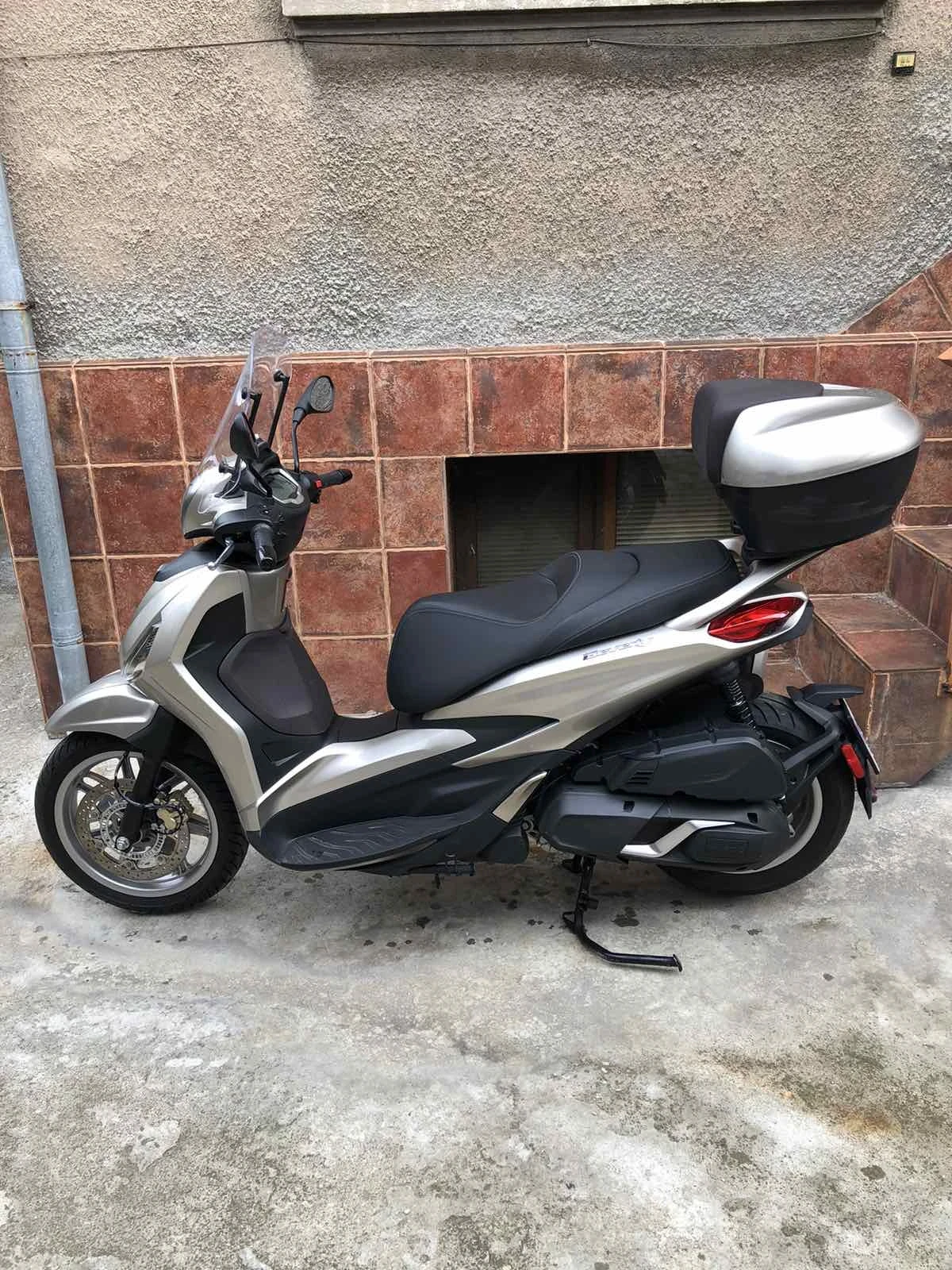 Piaggio Beverly 400 i.  HPI | Mobile.bg   11