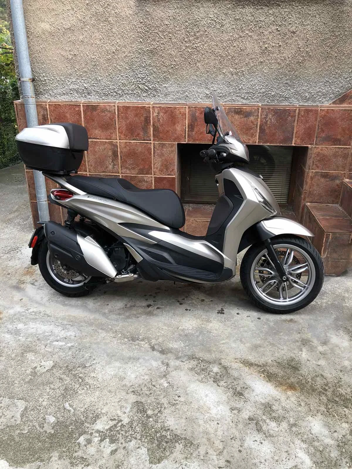 Piaggio Beverly 400 i.  HPI | Mobile.bg   1